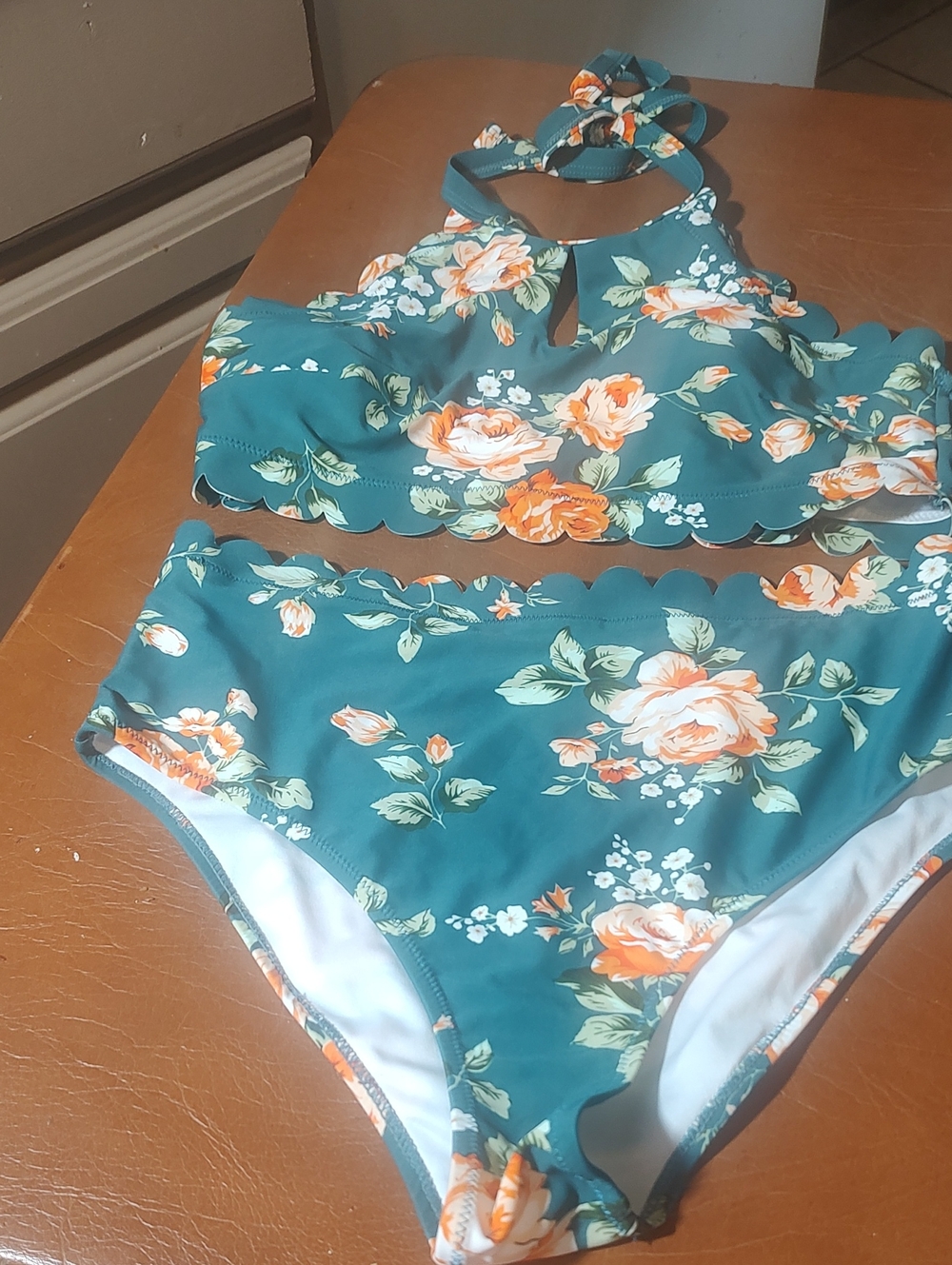 CupShe Woman's Teal Floral Two-Piece Swimsuit Medium New